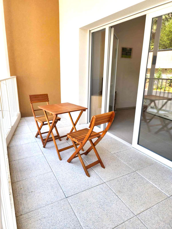 05residence-senioriale-senior-croix–argent-montpellier-bien-etre-securite-convivialite-services-prestations